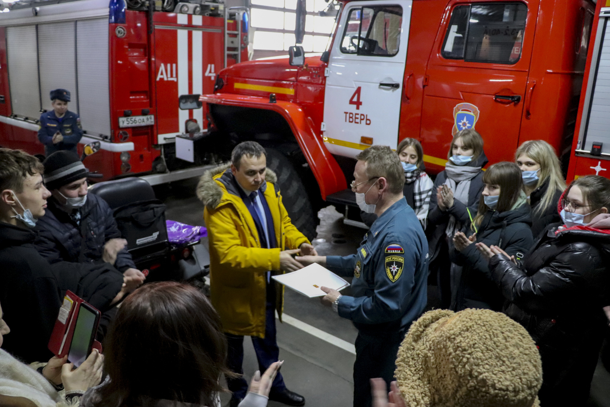 Занятие с представителями Ресурсного центра по поддержке добровольчества -  Новости - Главное управление МЧС России по Тверской области